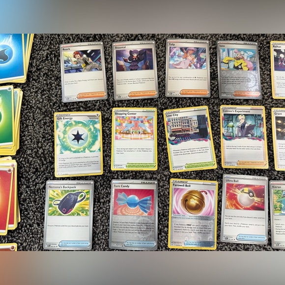 ⚪️98 Pokemon Trainer/Energy cards - Picture 2 of 8